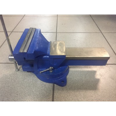 Тиски слесарные чугунные ТСЧ-150