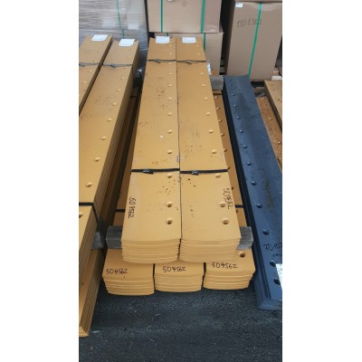 Нож грейдерный 1828×152×16 мм 13 отверстий М16