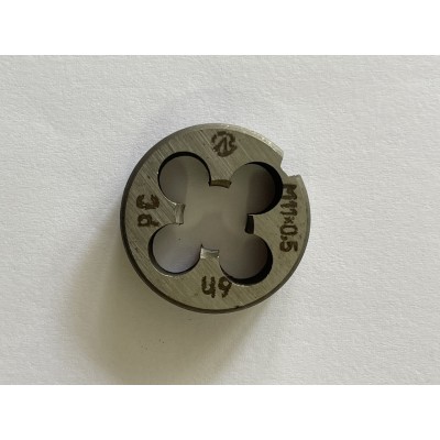 Плашка М 11x0,5мм для метрической резьбы 9ХС