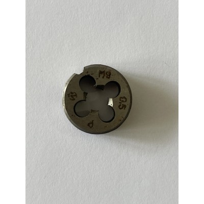 Плашка М 9х0,5мм для метрической резьбы 9ХС