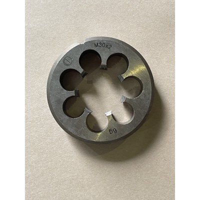 Плашка М 30х2,0мм для метрической резьбы 9ХС