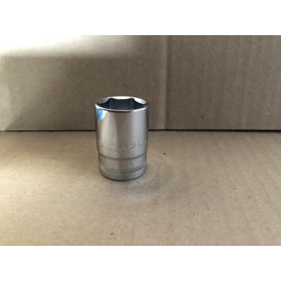 Головка торцевая 16 мм кв1/2' Eastman