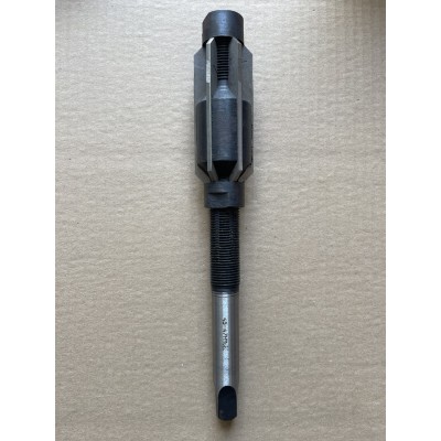 Розвёртка ручная регулируемая Ц/Х 45-47мм