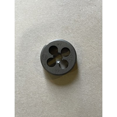 Плашка М 7х1,0мм для метричного різьблення 9ХС